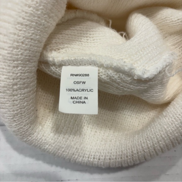 ADIDAS White Beanie Unisex OS - Picture 4 of 5